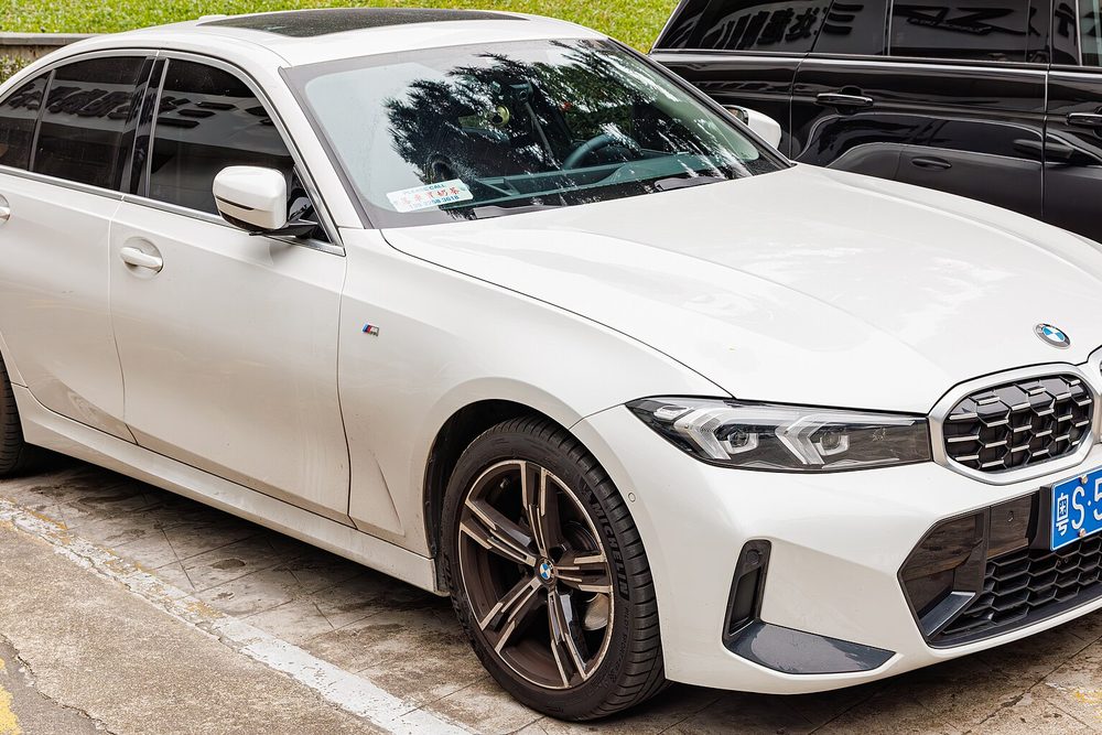BMW 320i